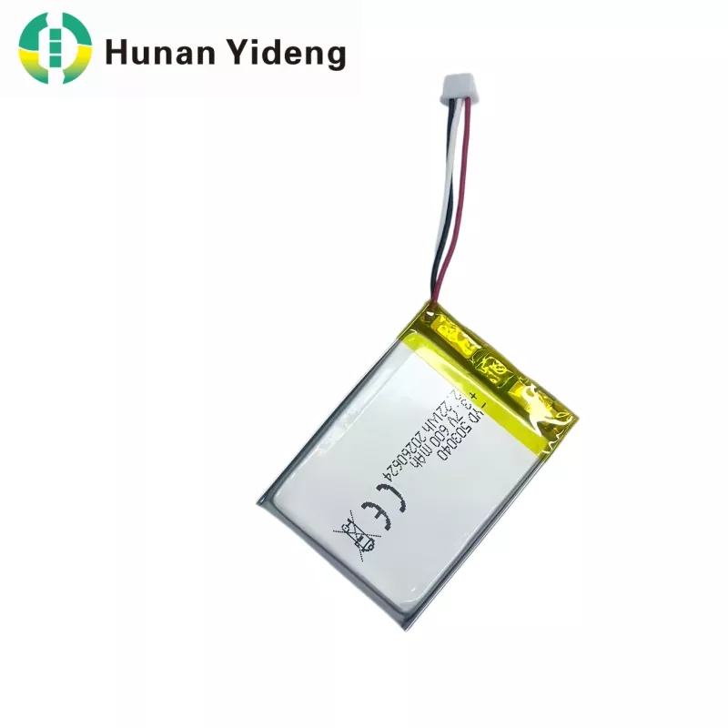 503040 3.7V 600mAh 角形充電式バッテリー